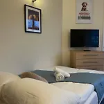 Fabulous Garden Flat Near Kings Cross St Pancras